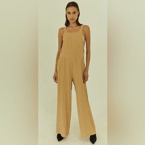 NWOT The Range Ripple Gauze Overalls, Size Medium.